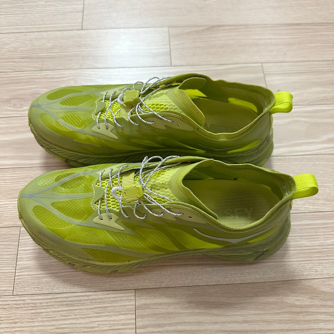 새티스파이 x 호카 마파테 스피드 4 라이트 설퍼 US8.5 상품이미지5