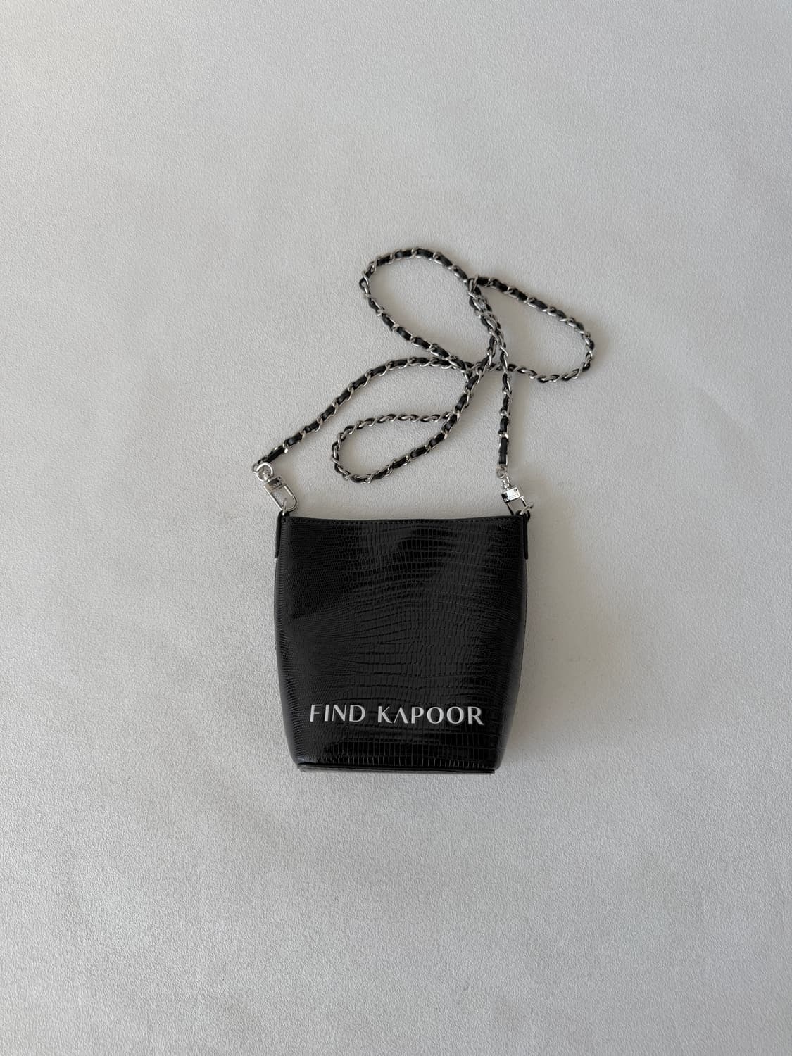 파인드카푸어(FINDKAPOOR) 체인 크로스백 상품이미지1