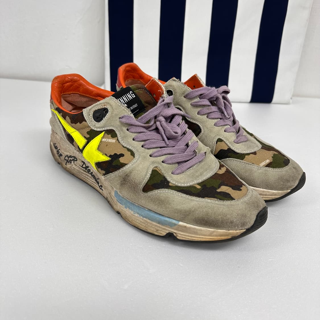 골든구스 러닝 카모 스니커즈 형광 스타 빈티지 41사이즈 상품이미지2