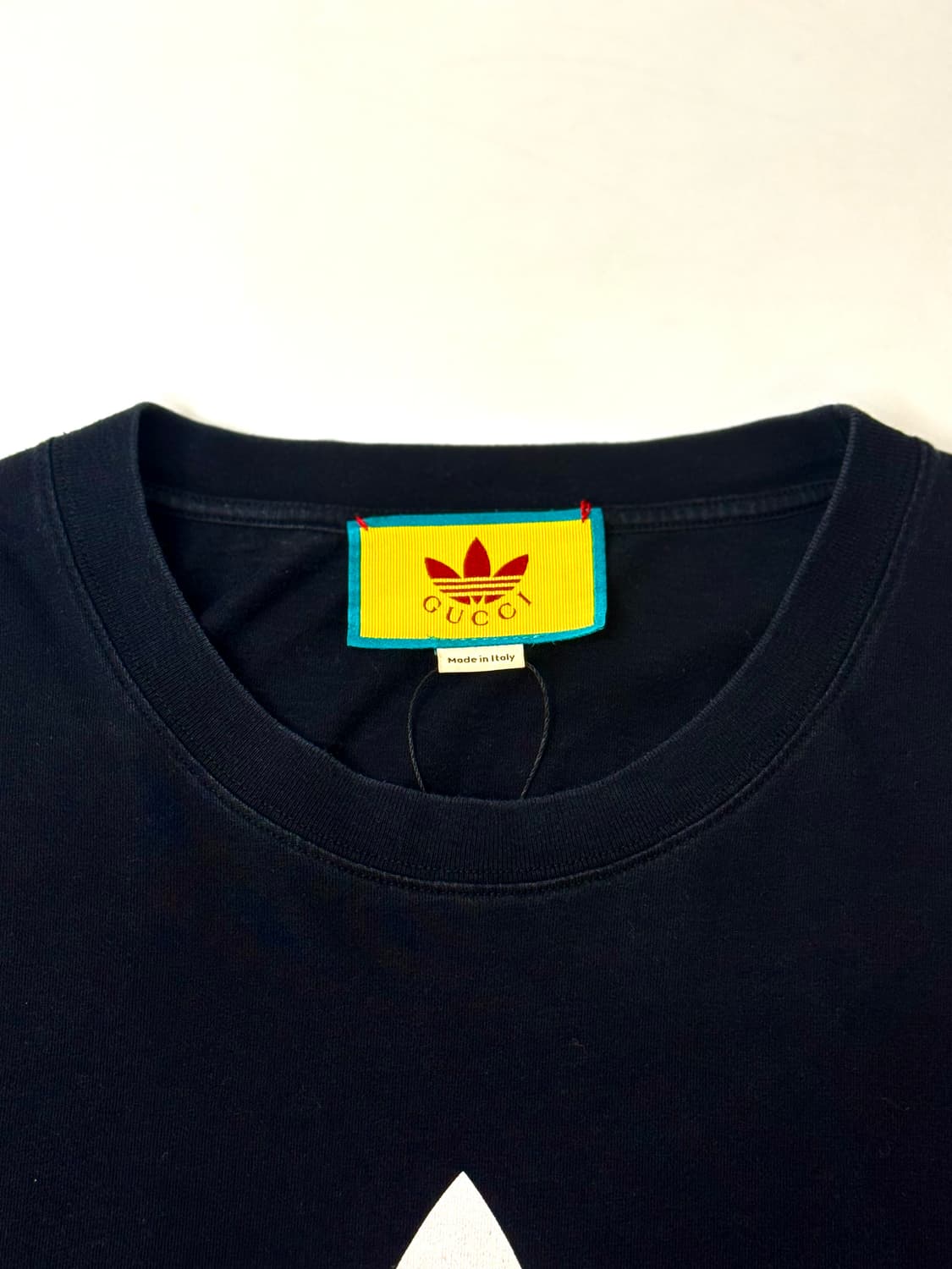 Gucci x Adidas 구찌 x 아디다스 로고 프린팅 반팔 티셔츠 상품이미지7