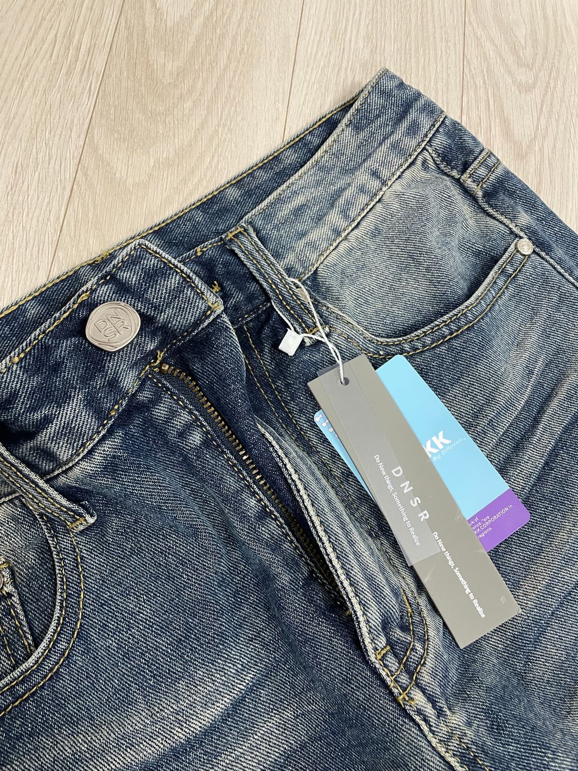 (새제품)디앤써 시그니처 플레어진 m사이즈  상품이미지2