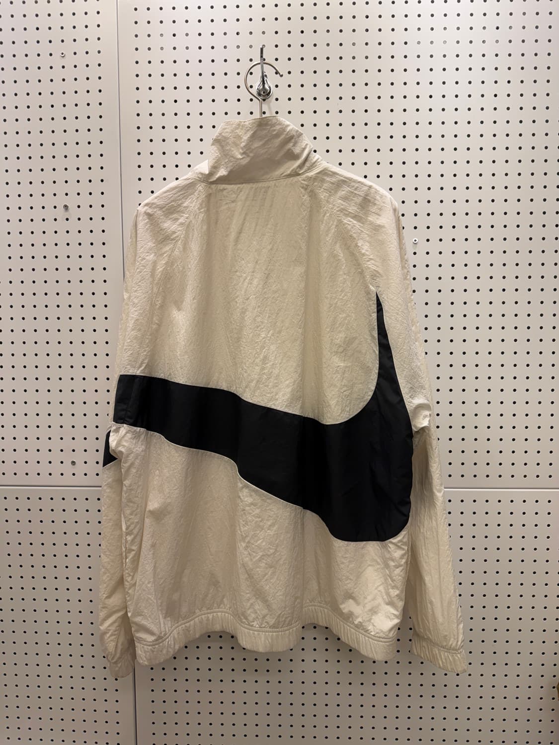 나이키 빅스우시 투톤 나일론 바람막이 U147 상품이미지3