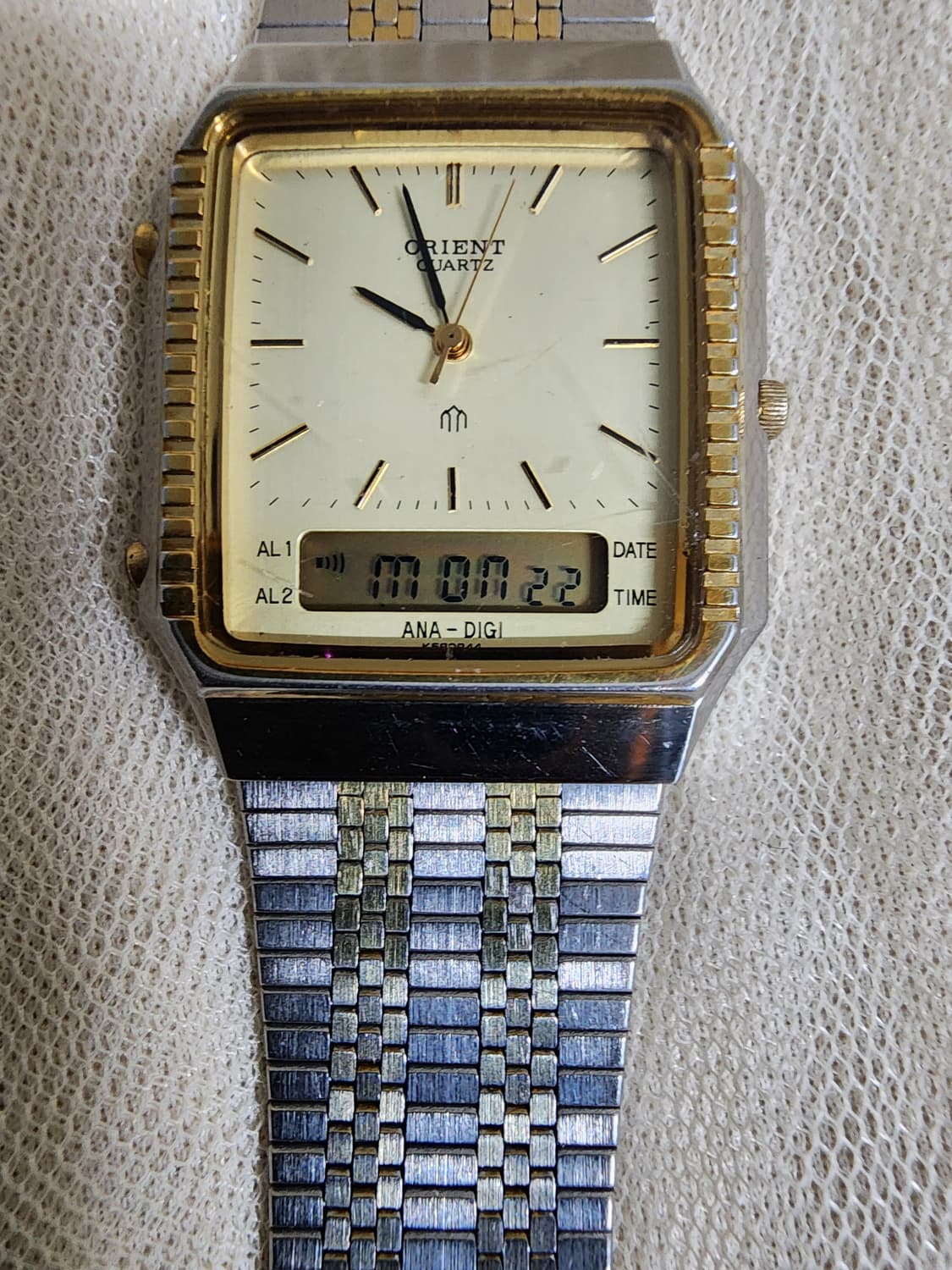 빈티지 오리엔트 아나디지 쿼츠 시계 상품이미지8