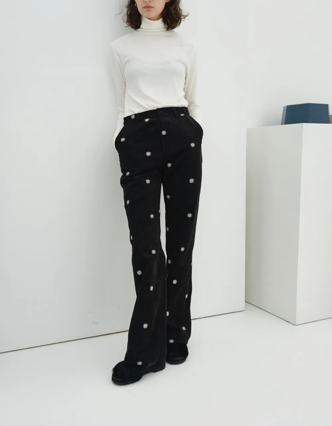 엔조블루스 코듀로이 데이지 부츠컷 팬츠 S 상품이미지1