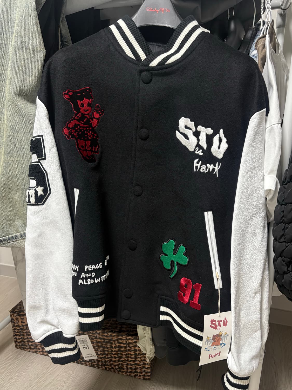 STU X HANK Varsity Jacket Black 상품이미지1