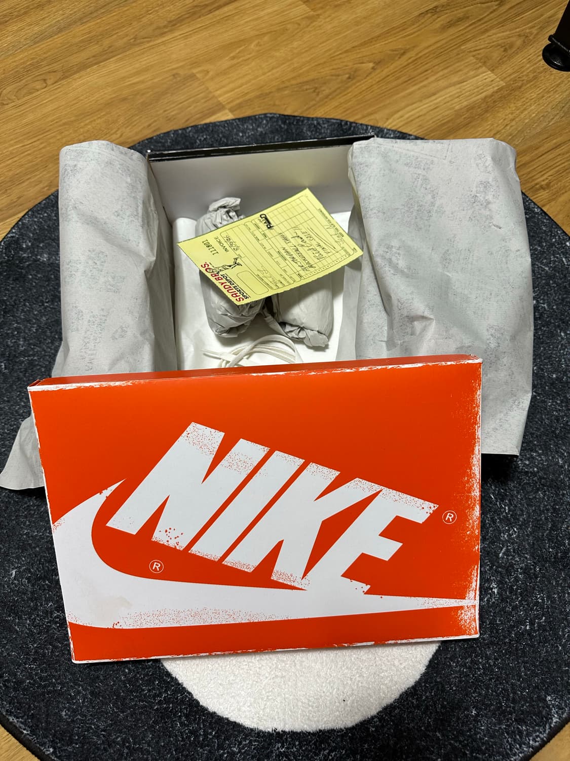 조던 1 레트로 하이 OG 시카고 2022 285 상품이미지7