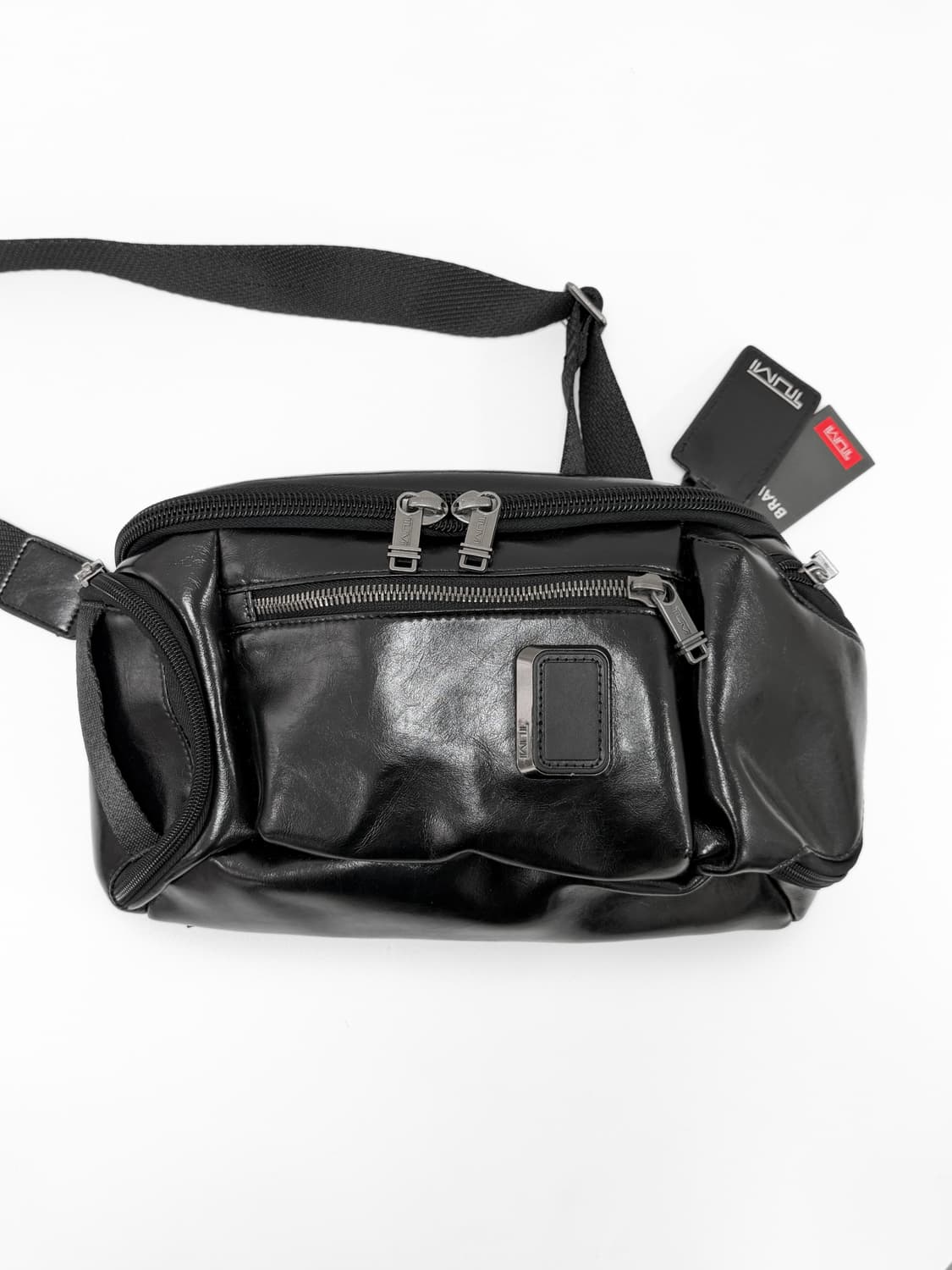 투미 알파 브라보 샤인 램스킨 슬링백 상품이미지2