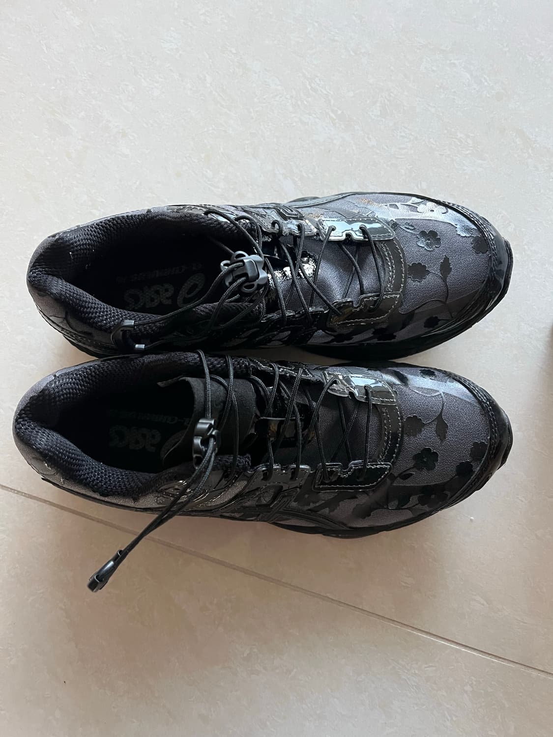 아식스 x 세실리에 반센 젤 큐물러스 16 블랙 235 상품이미지2