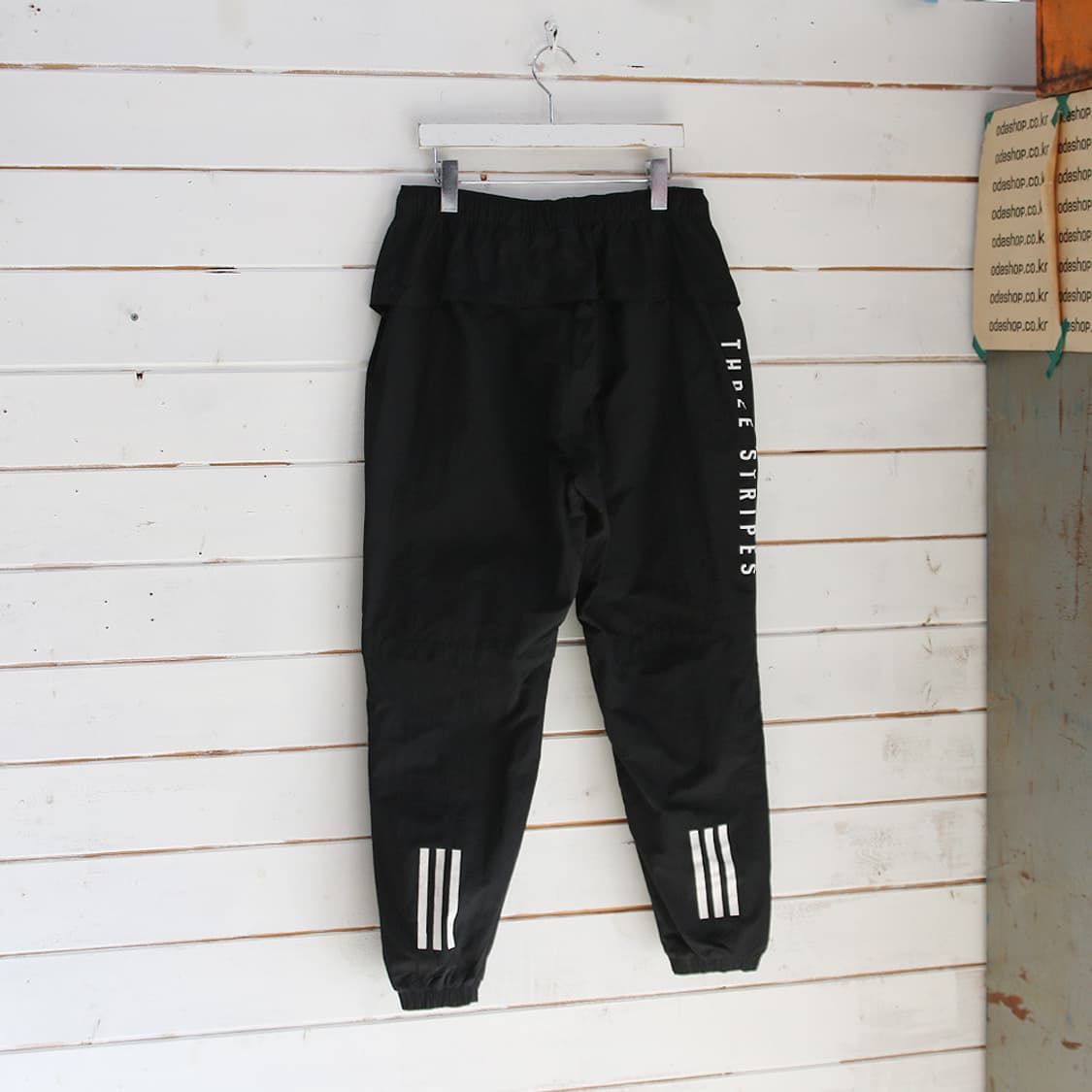 (착용컷) 아디다스 나일론 트랙 조거 팬츠 (남성용 M) 상품이미지2