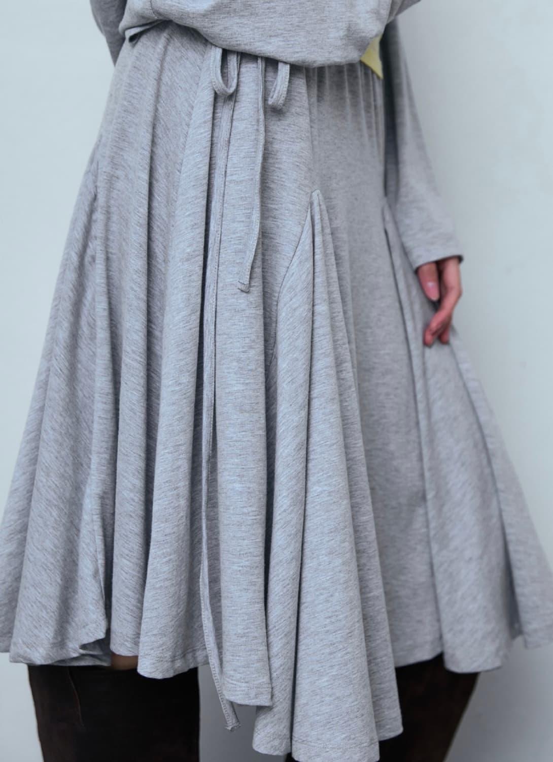 파이시스 플레어 패널 미디 스커트 새상품 상품이미지2