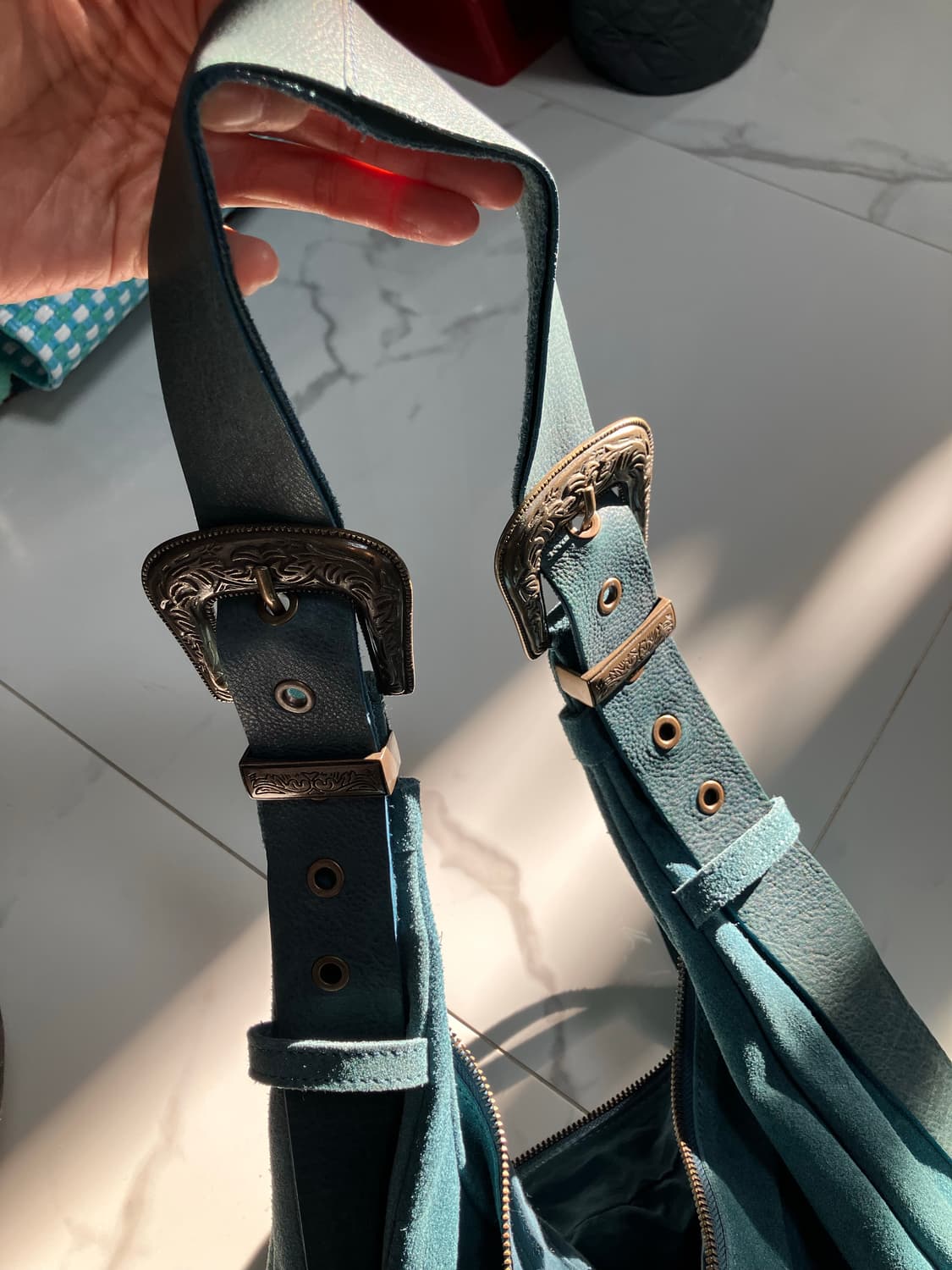 프리피플 웨스턴 버클 스웨이드 숄더백 호보백 상품이미지6