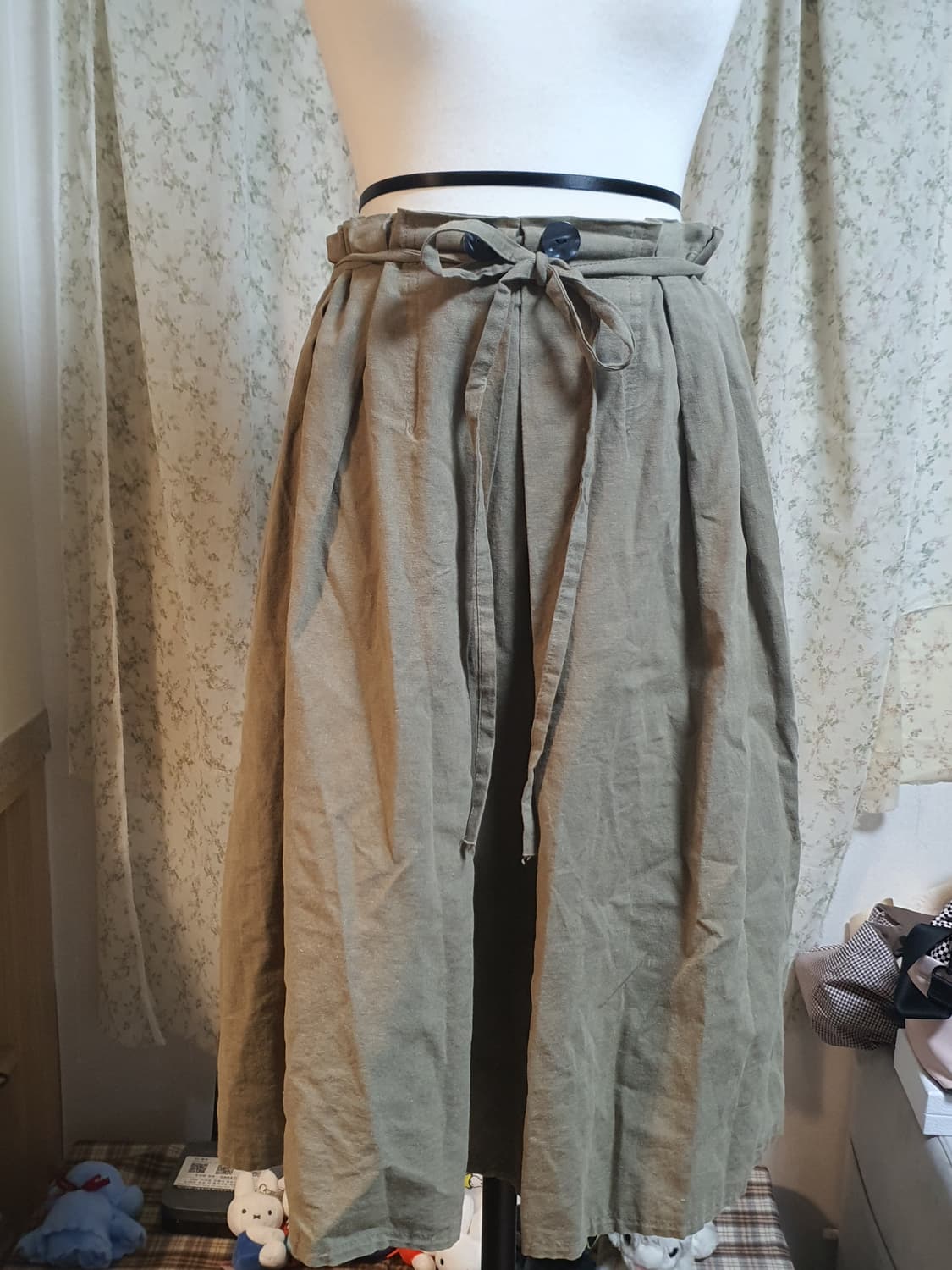 [빈티지] 카키색 롱 스커트 허리끈 치마 30 상품이미지1