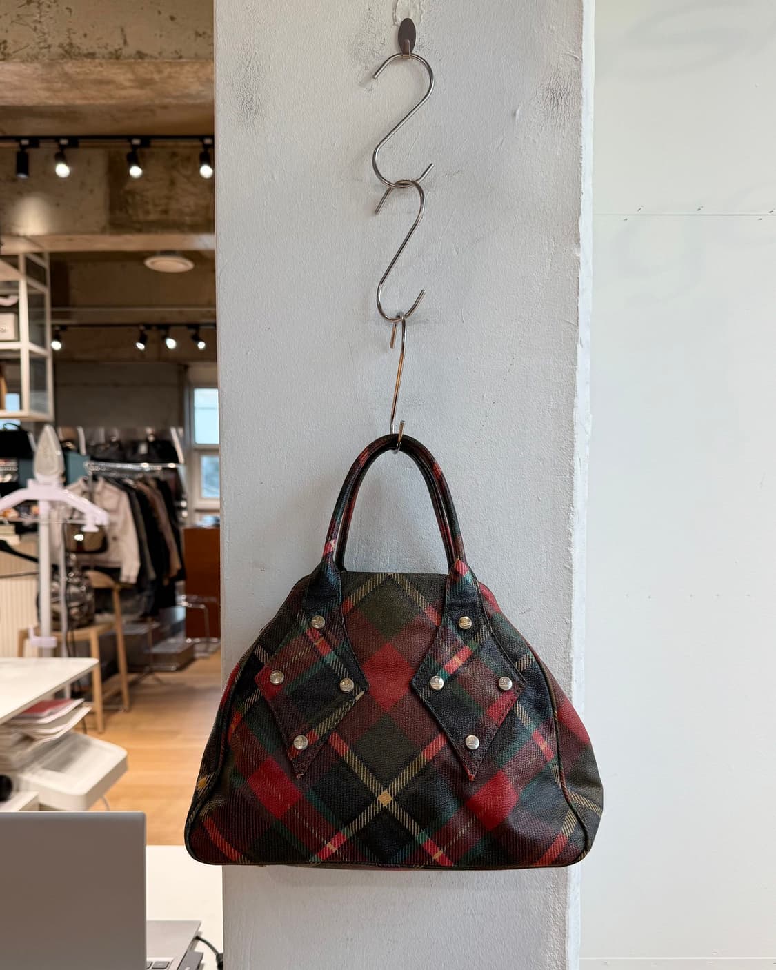 비비안웨스트우드 레드 더비 타탄 토트백  상품이미지2