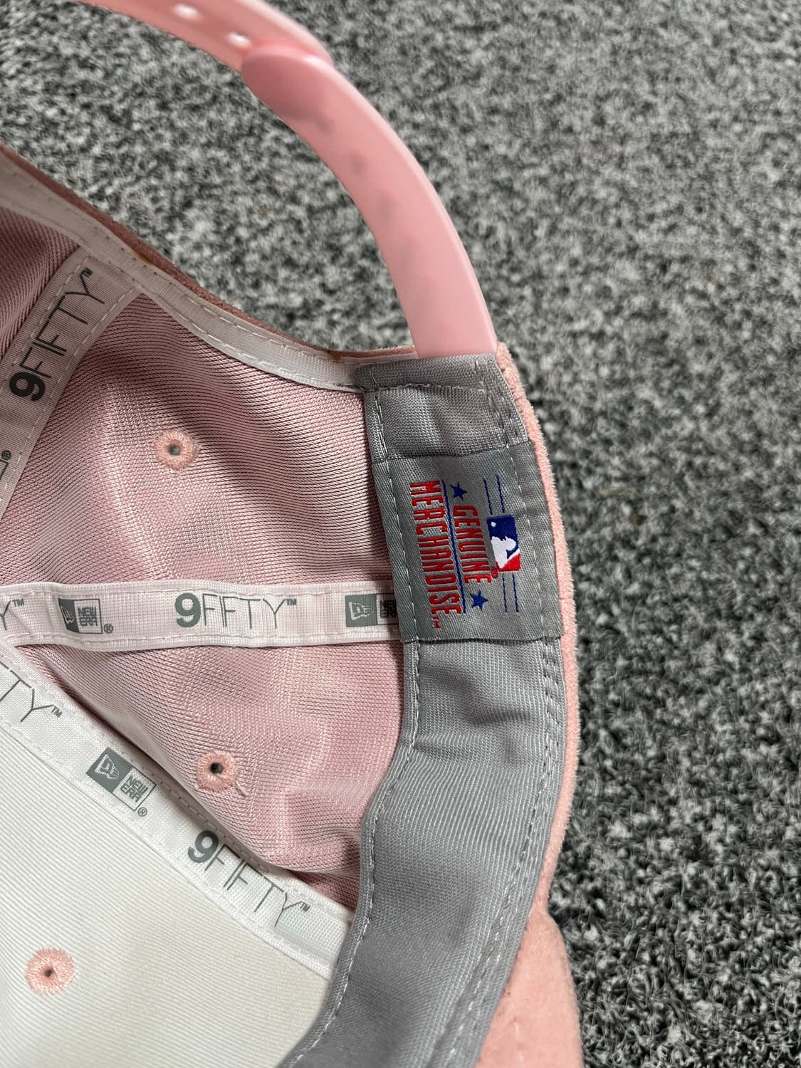 뉴에라 New Era 9FIFTY 뉴욕 양키스 에센셜 핑크 스냅백  상품이미지3