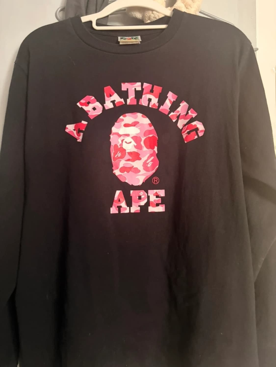 베이프 ABC 카모 컬리지 롱슬리브 티셔츠 (블랙 핑크) 상품이미지2