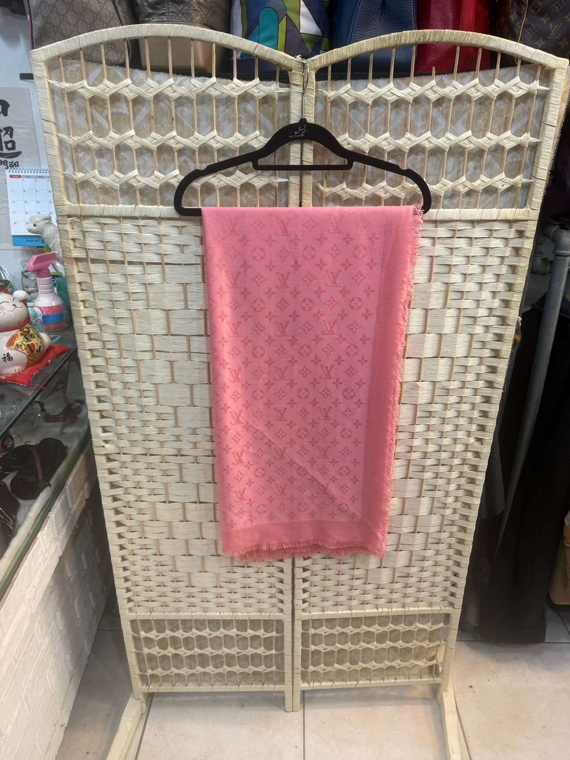 정품 루이비통 모노그램 실크혼방 숄 팝니다 상품이미지4