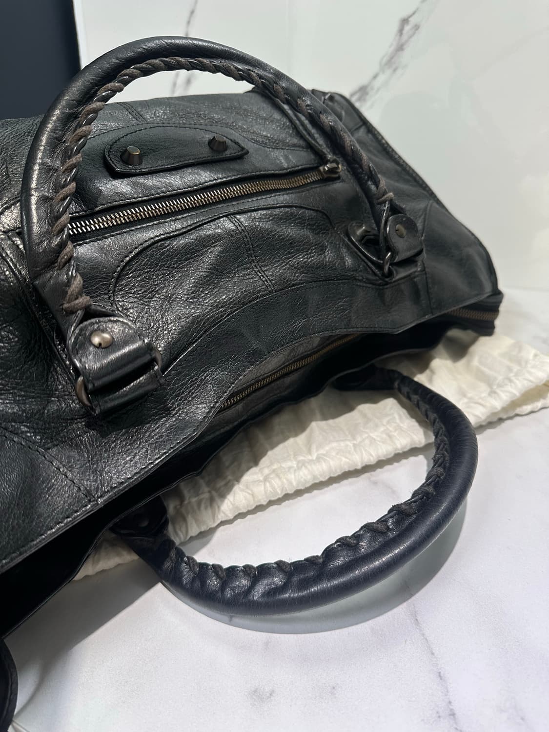 [A+ 정품] 발렌시아가 시티 모터백 파트타임 블랙 상품이미지7