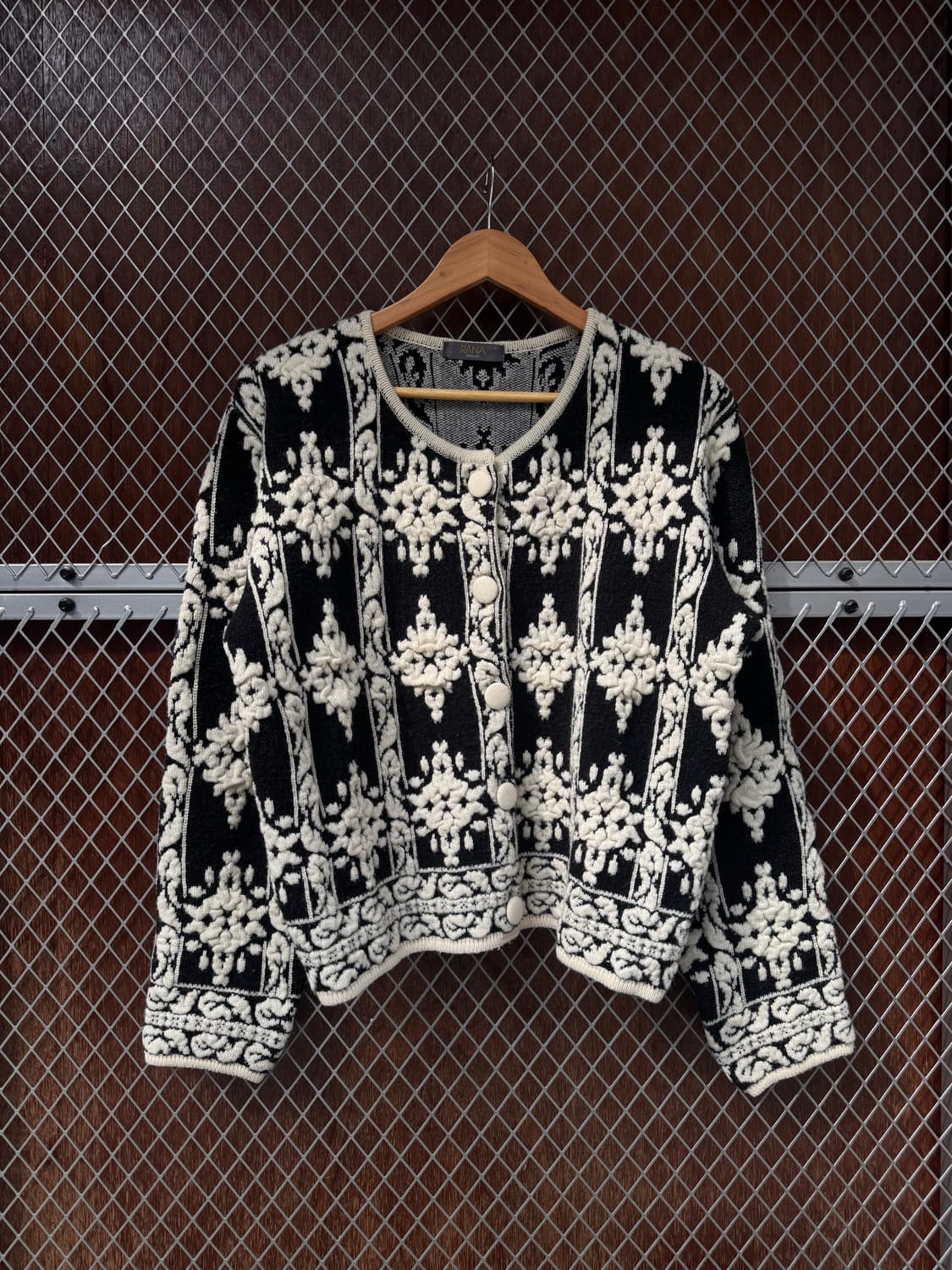 JPN 일본빈티지 RANA 블랙 플라워 자가드 패턴 울 가디건 니트 M 상품이미지1