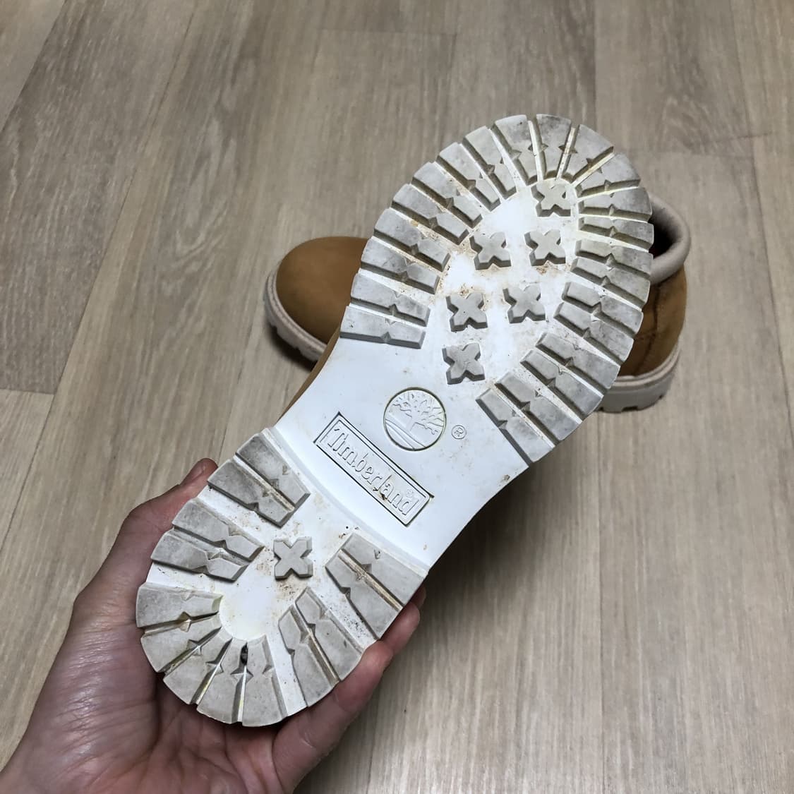 (235) 팀버랜드 Timberland 4홀 넬리 처카 부츠 위트 브라운 상품이미지4