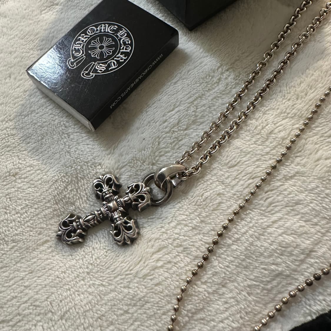 크롬하츠 필리그리크로스 위드베일 팬던트 상품이미지1