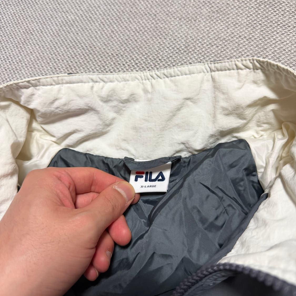 휠라 올드스쿨 바람막이 자켓 상품이미지2