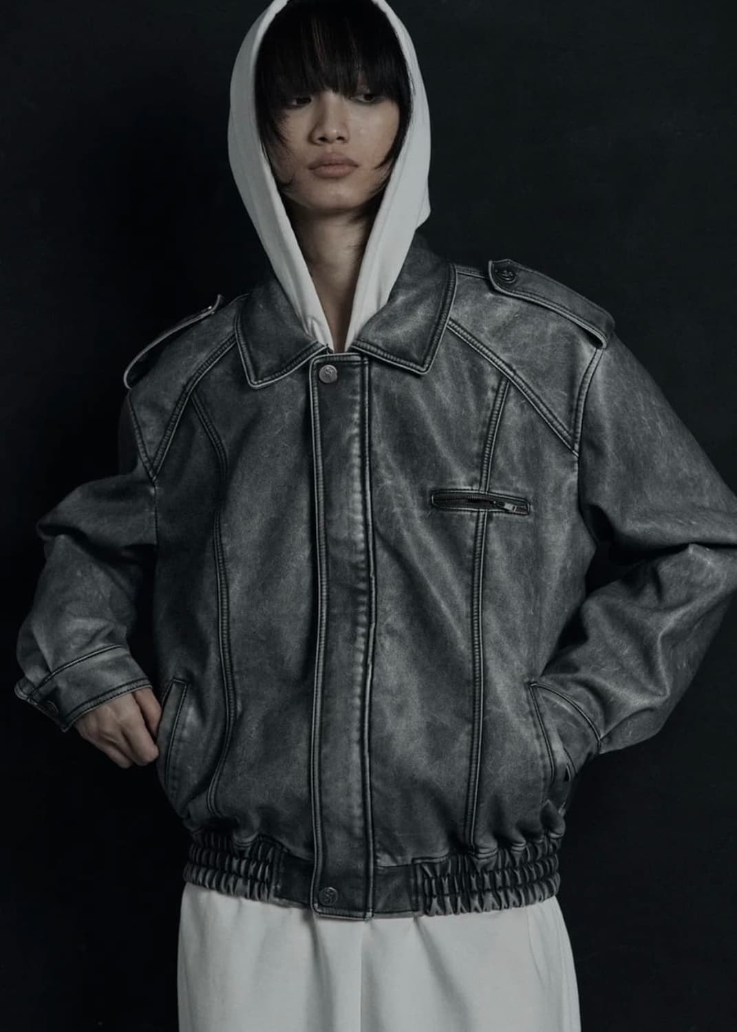 시너진 빈티지 레더 붐버 자켓 그레이 상품이미지2