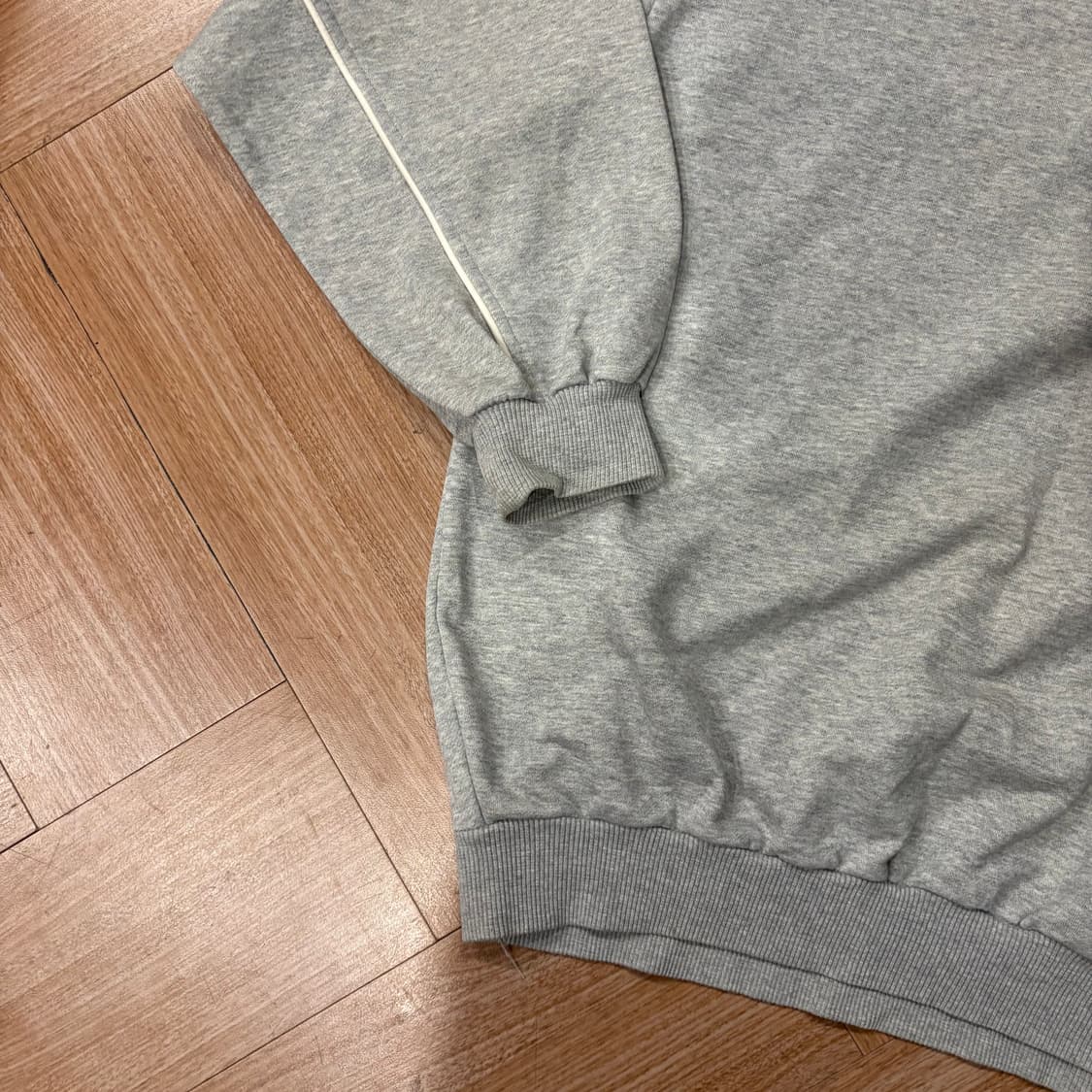 그레이 & 블랙 빈티지 아디다스 스웻셔츠 상품이미지7