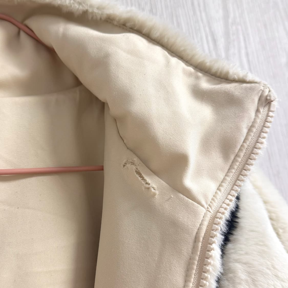 (90) 나이키 빅스우시 퍼자켓 아이보리  상품이미지3