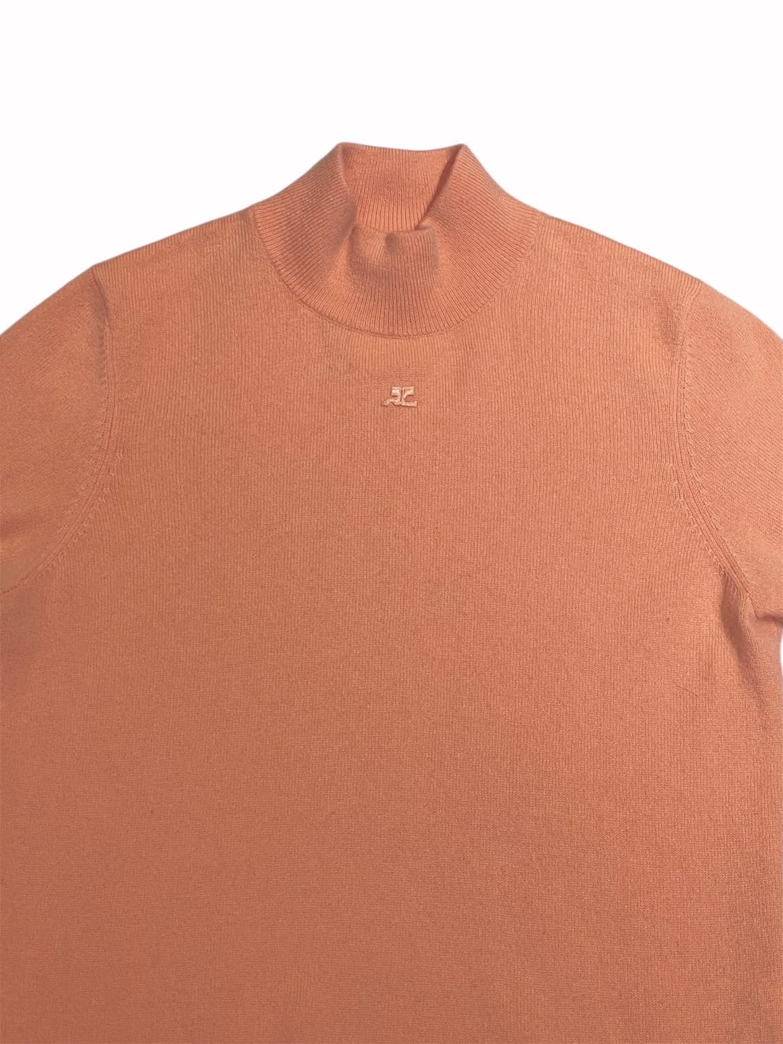 꾸레쥬 캐시미어 반목폴라 니트 상품이미지4