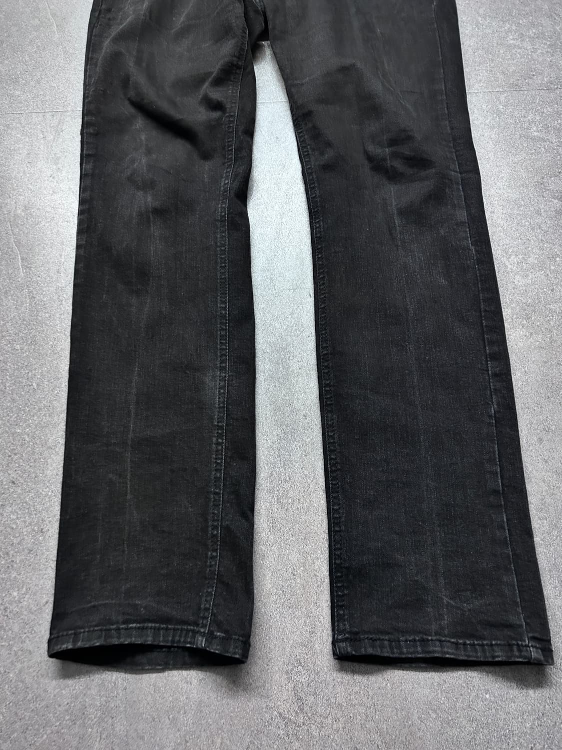 돌체앤가바나 롱 블랙 워싱 데님 팬츠 상품이미지5