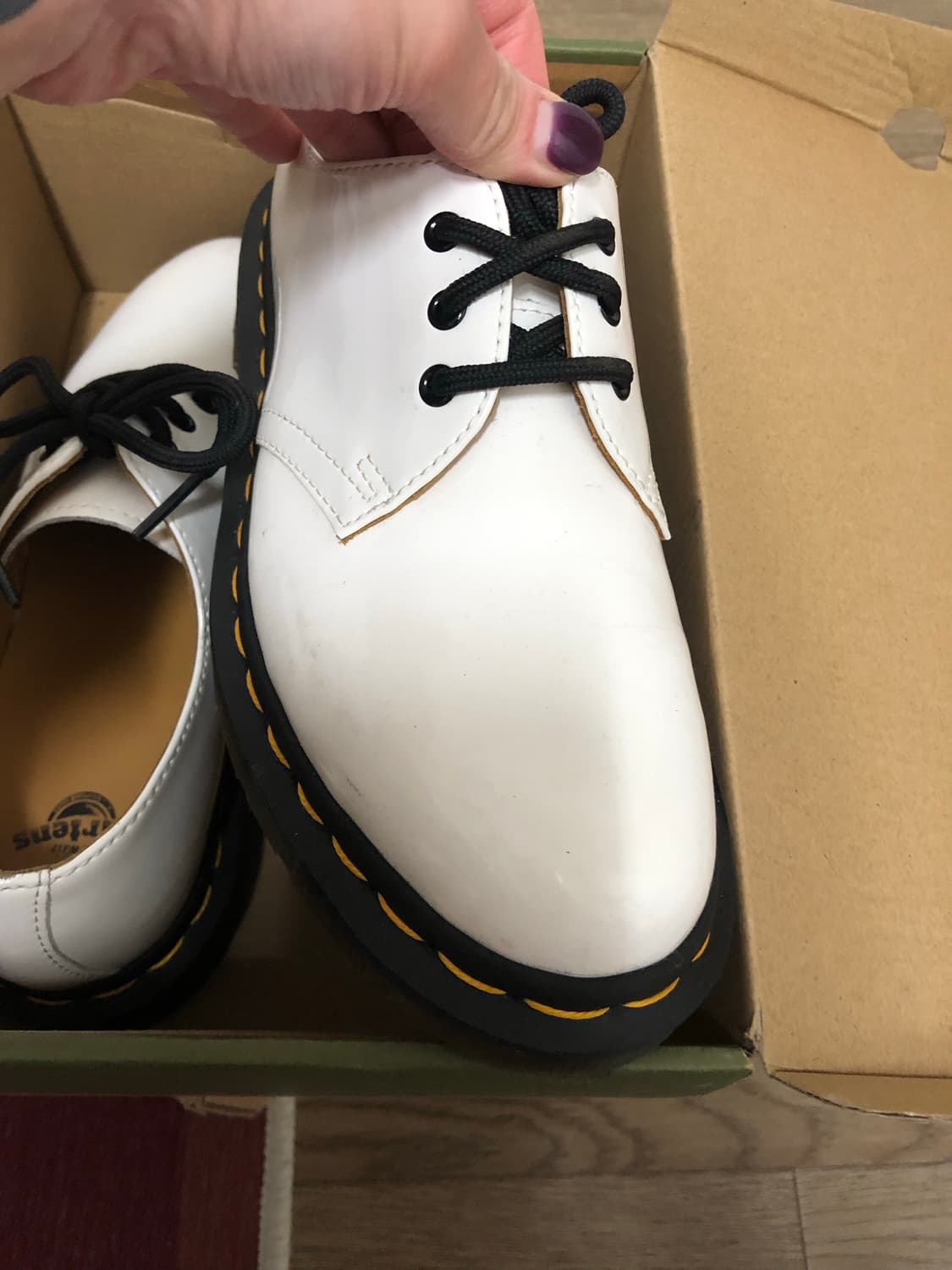 닥터마틴 1461 페이턴트 화이트 상품이미지4