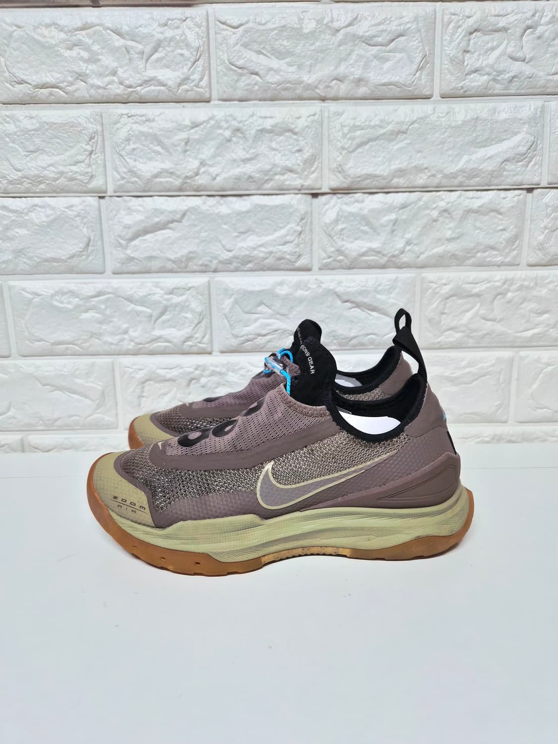 나이키 ACG 줌 에어 AO 카키 아웃도어 운동화 개리 240mm 상품이미지2