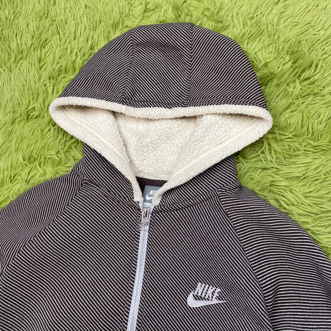 2000s 나이키 글리터 로고 쉐르파 라인 풀 집 후드 스웻 자켓 상품이미지3