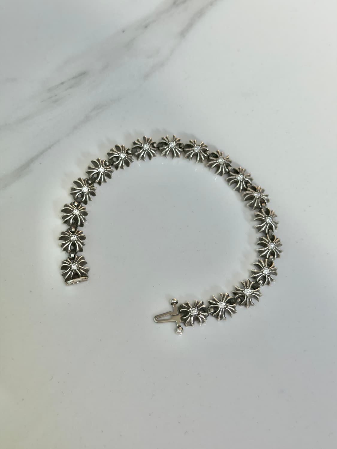 크롬하츠 타이니 E CH 플러스 크로스 풀파베 다이아 팔찌 신세계영수증O 상품이미지3