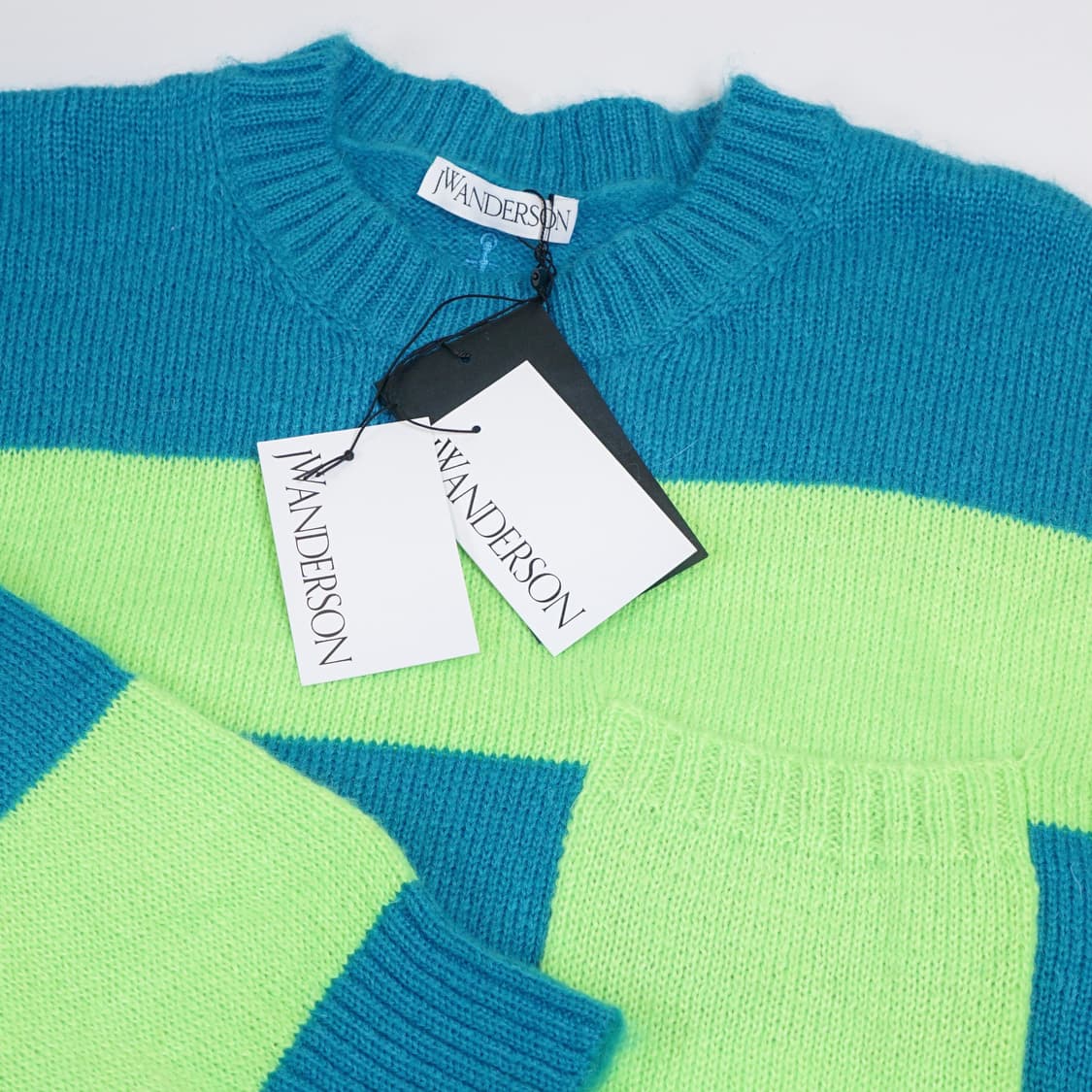JW앤더슨 패치 포켓 니트 상품이미지1