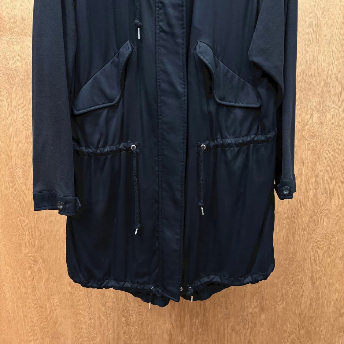 디젤 코튼 롱 후드 자켓 플랩 포켓 드로우 스트링 디테일 레귤러핏 블랙 상품이미지5