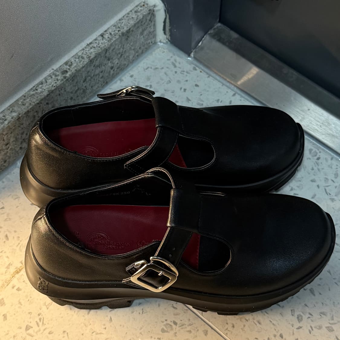 야세 카우하이드 플랫폼 메리제인 T 상품이미지2