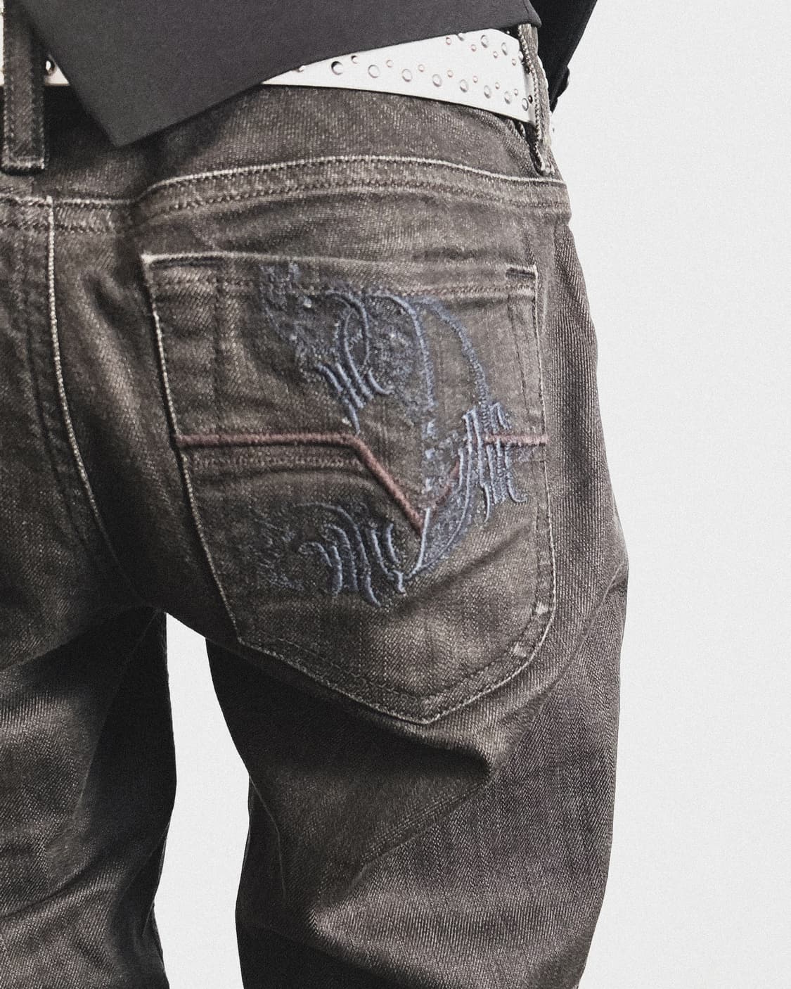 디젤 세미플레어핏 로우라이즈 데님 상품이미지3