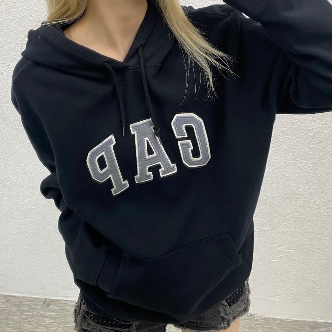 갭 빅로고 블랙 후드티 M 상품이미지1