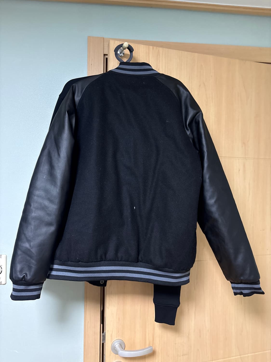 가죽 바시티 스타디움 자켓 상품이미지2