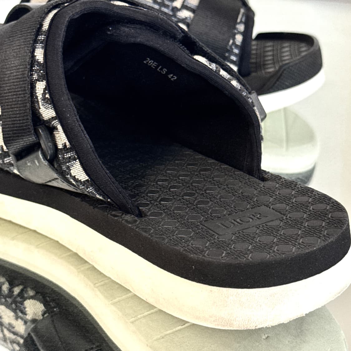 (42) 디올 오블리크 알파 샌들  상품이미지4