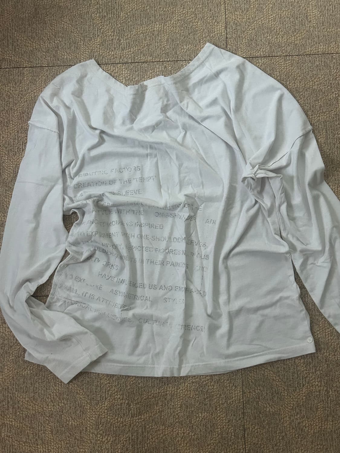 tempt 원숄더 오프숄더 티셔츠(맨뒷착샷 상품이미지2