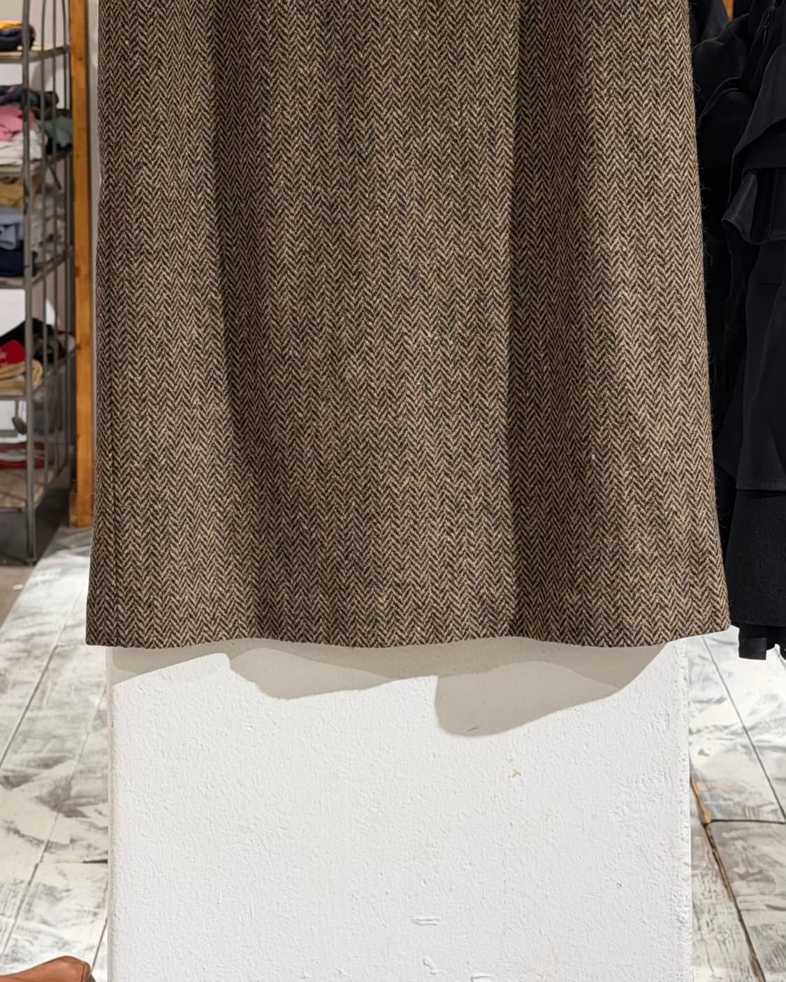 막스마라 위캔드 브라운 헤링본 버진울 미디스커트 상품이미지3