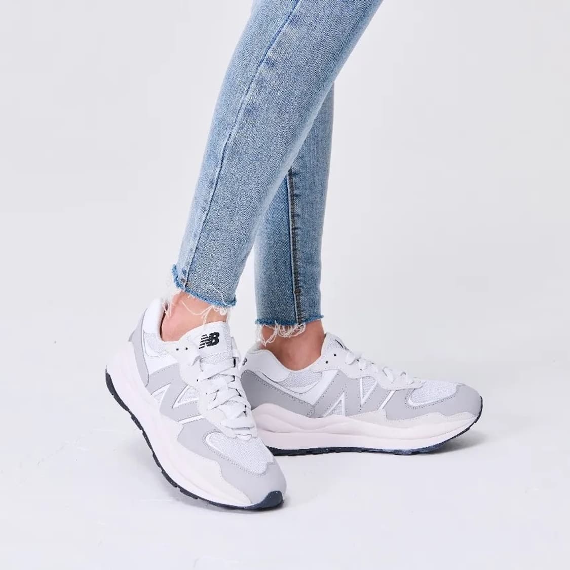 뉴발란스 5740 콘크리트 새상품/ 245사이즈 상품이미지4