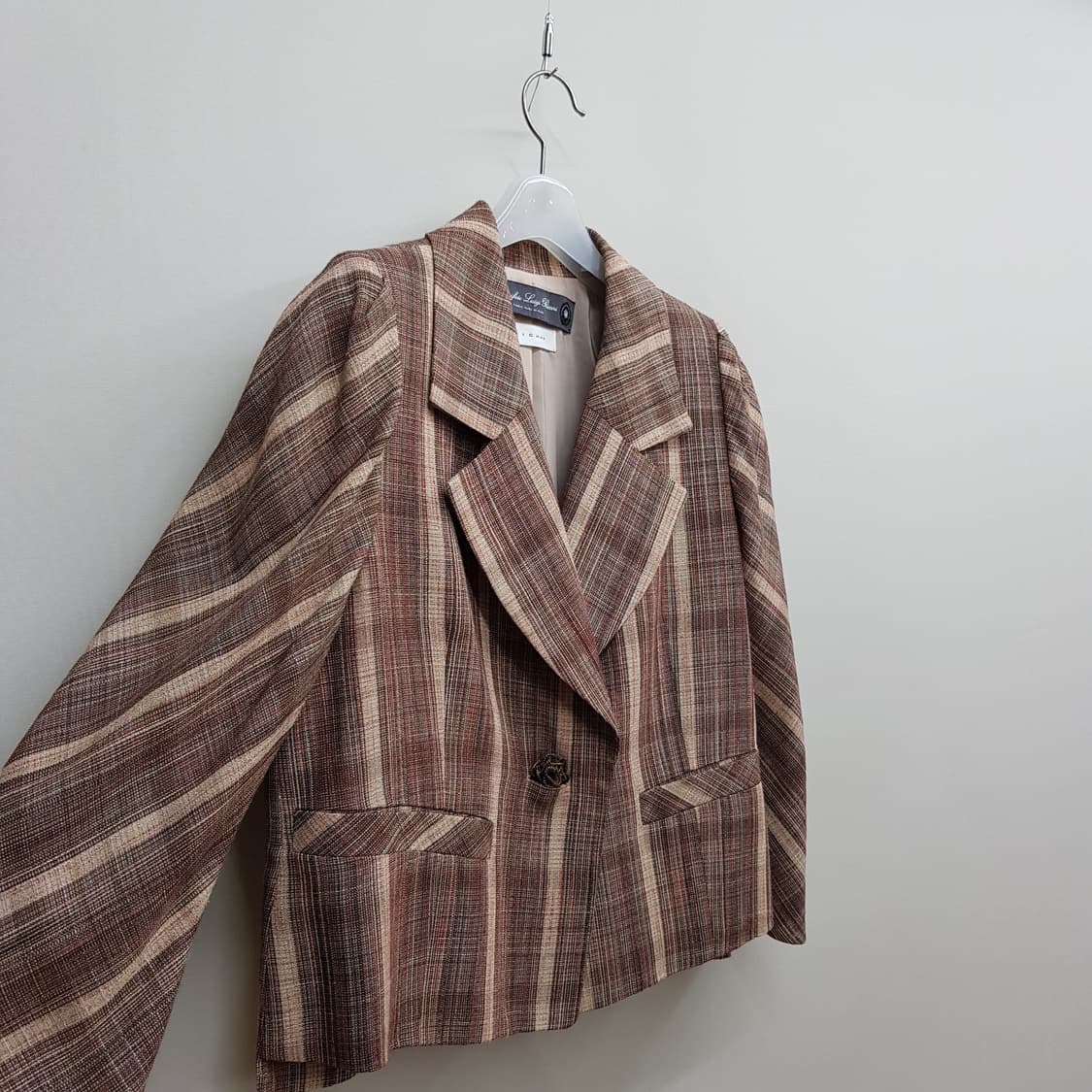 미샤 MICHAA 2022 체크 테일러드 자켓 85-97-160사이즈 상품이미지3