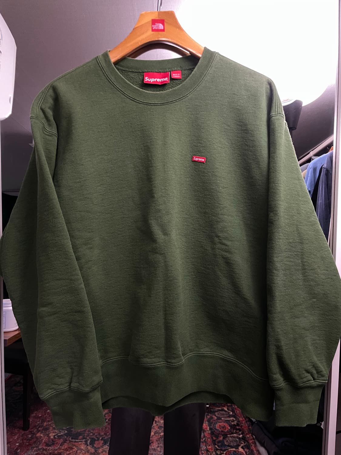 슈프림 스몰로고 맨투맨 M 상품이미지1