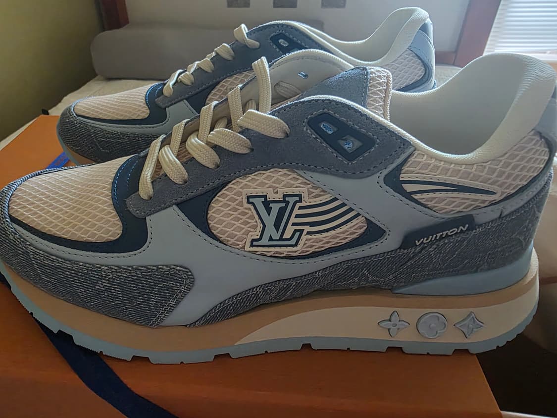 루이비통 런어웨이 스니커즈(새상품) 상품이미지1