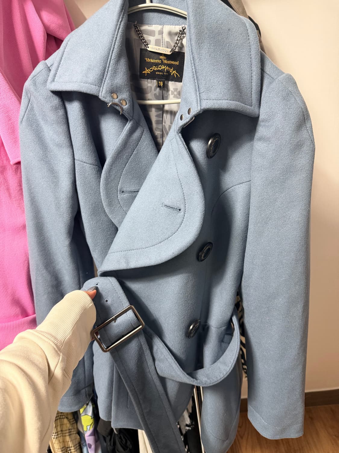 비비안웨스트우드 벨티드코트 상품이미지1