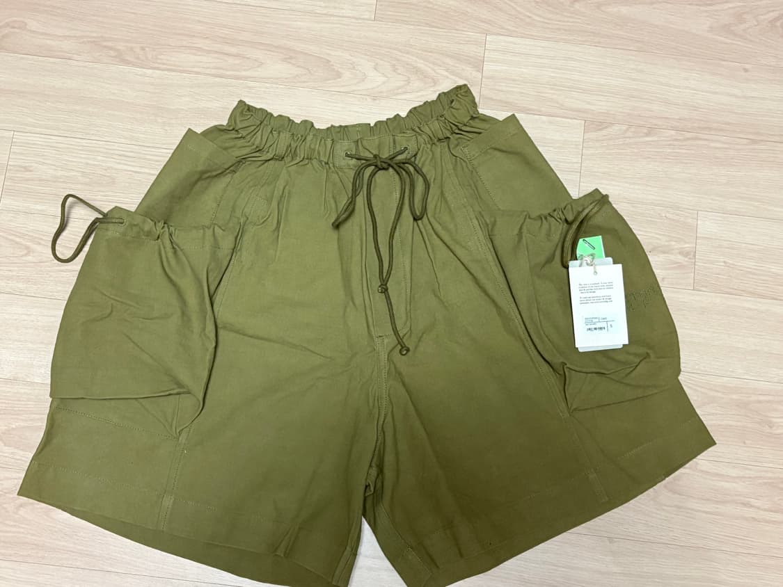 story mfg 솔트 반바지 카키 s사이즈 새상품 상품이미지1