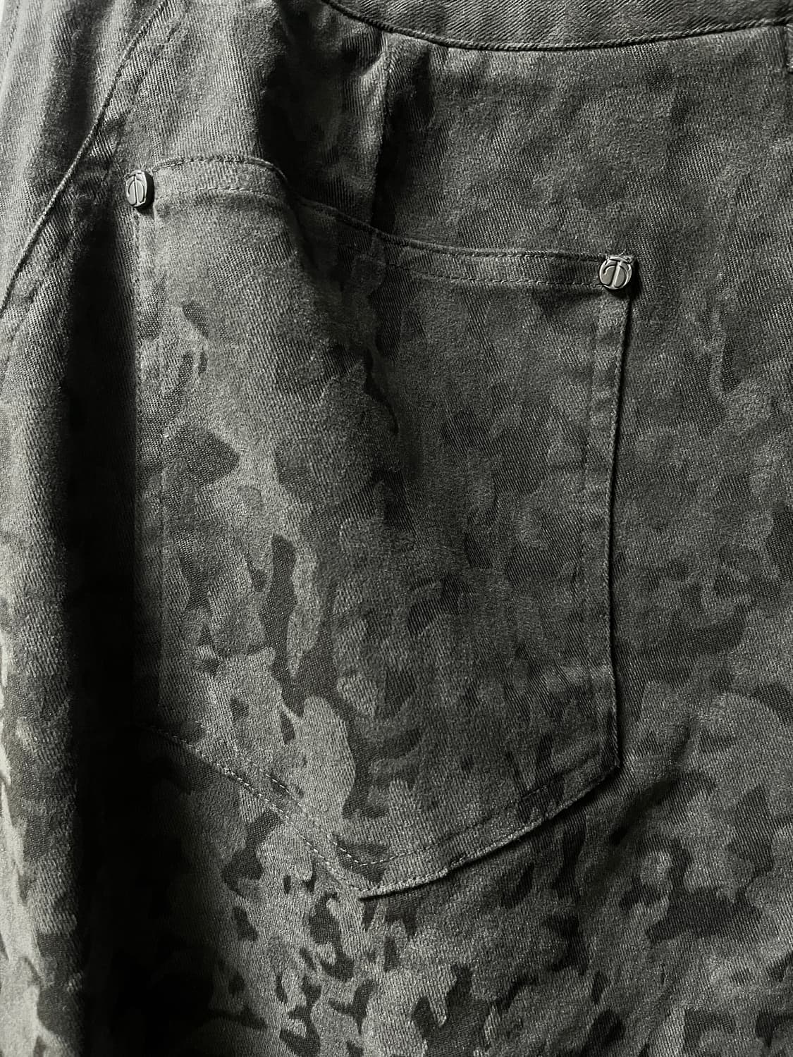 트리밍버드 카모 버뮤다 카고 스커트 카키 상품이미지5